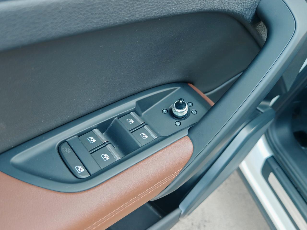 Audi Q5 190CV S LINE TOTALE UNIPROPRIETARIO KM VERI