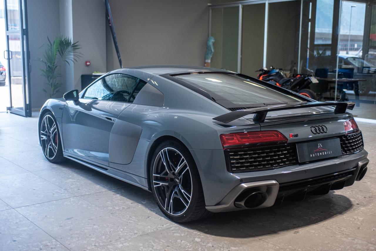 Audi R8 Coupé V10 quattro S tronic performance