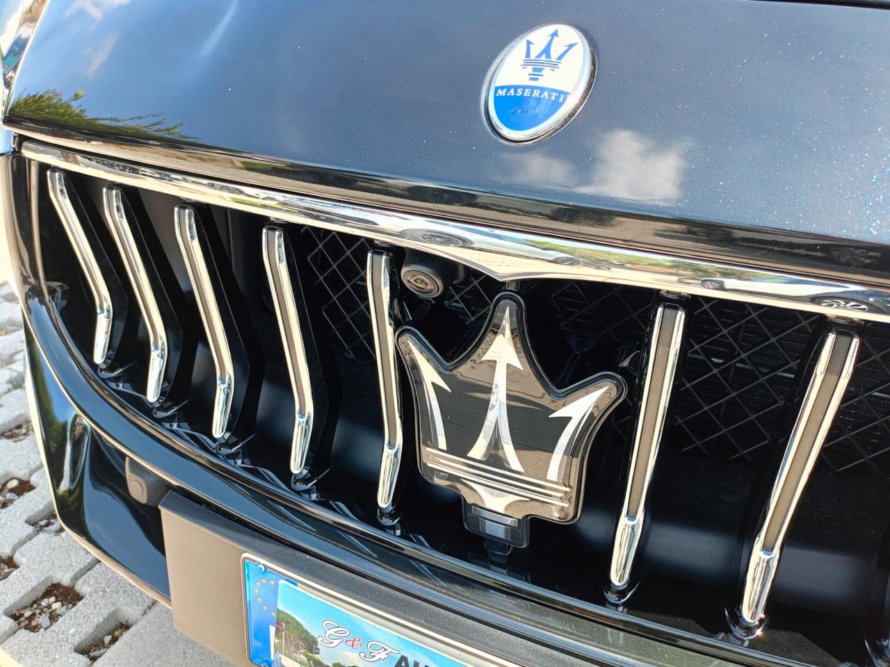 Maserati Ghibli 330 CV MHEV GT