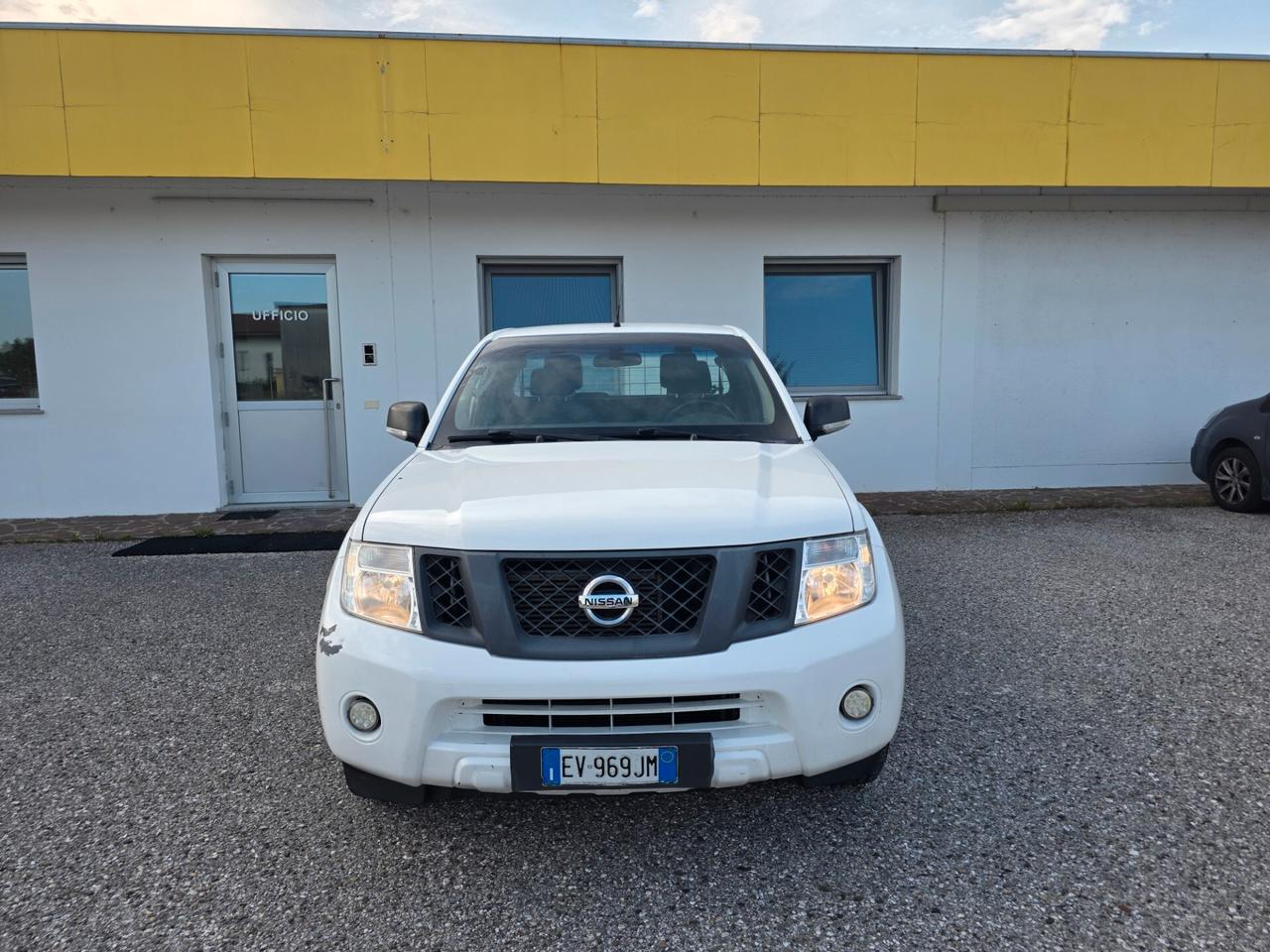Nissan Navara 2.5 dCi perfetta e garantita 12 mesi