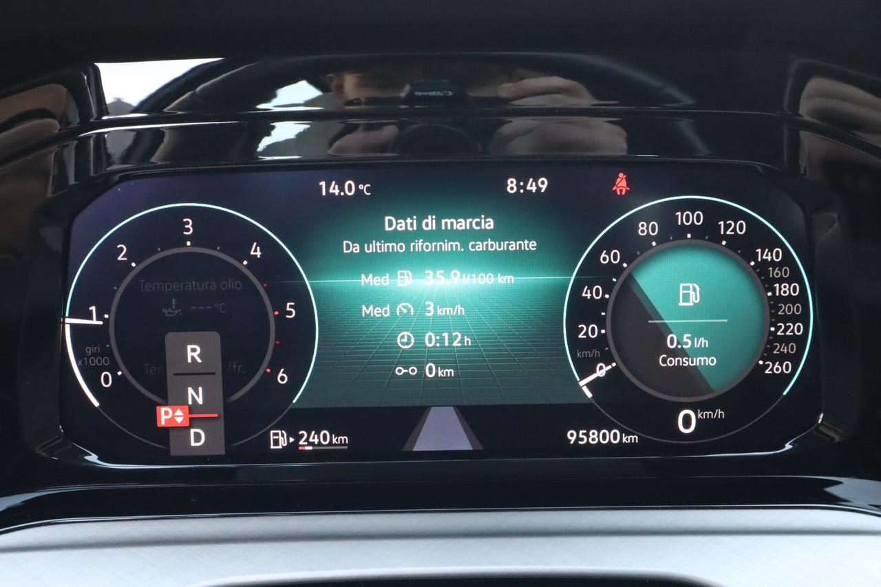 Volkswagen Golf 2.0 TDI DSG ACC DIGITAL LED