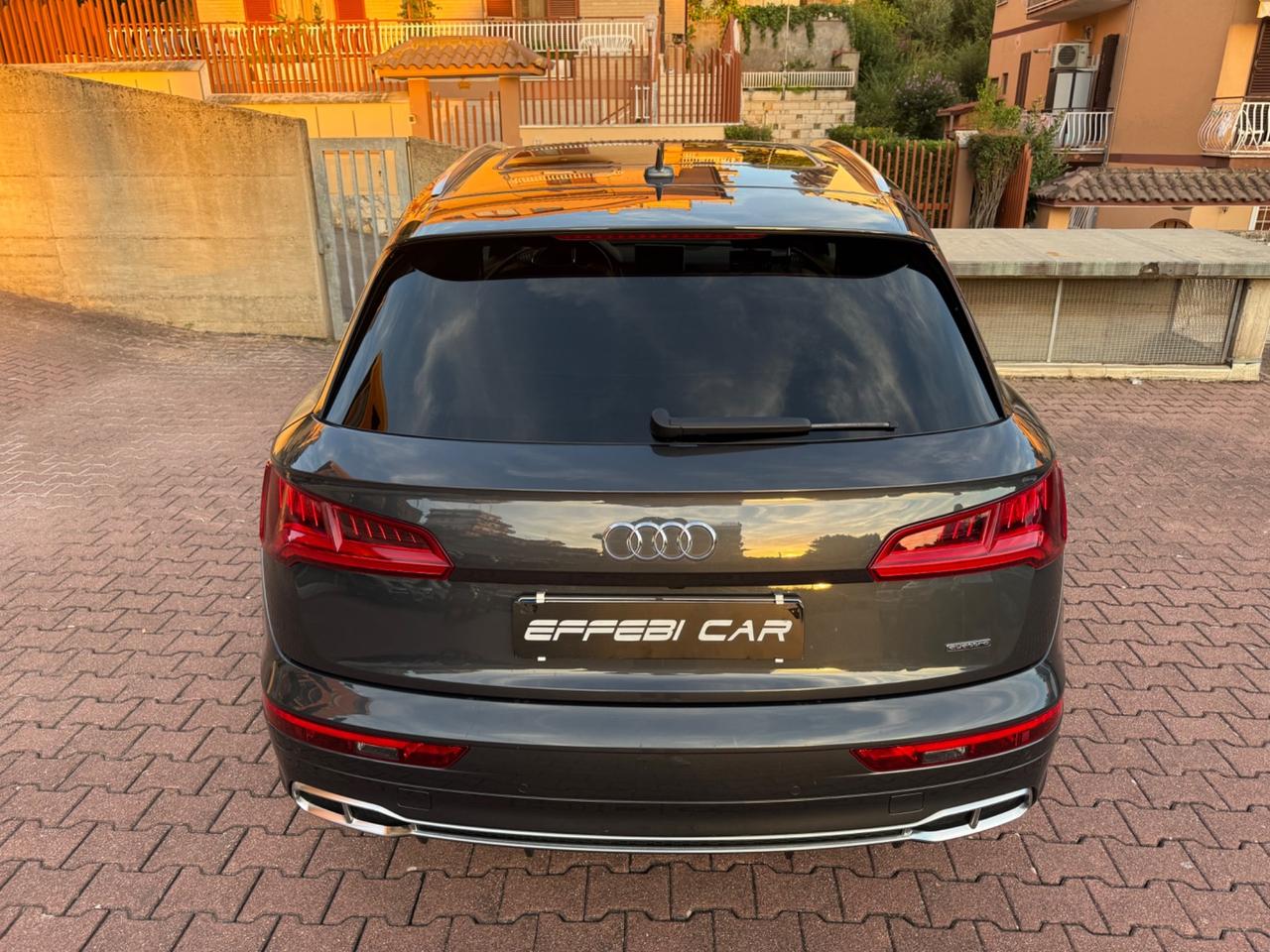 Audi Q5 55 TFSI e quattro S tronic line plus