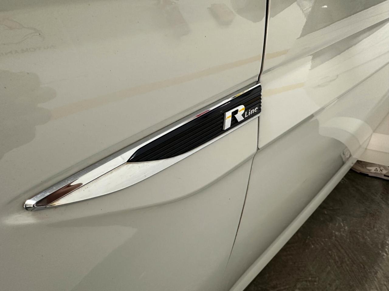 Volkswagen Polo R-LINE Business 1.6 TDI 95 CV 5p. Highline BlueMotion Tech.