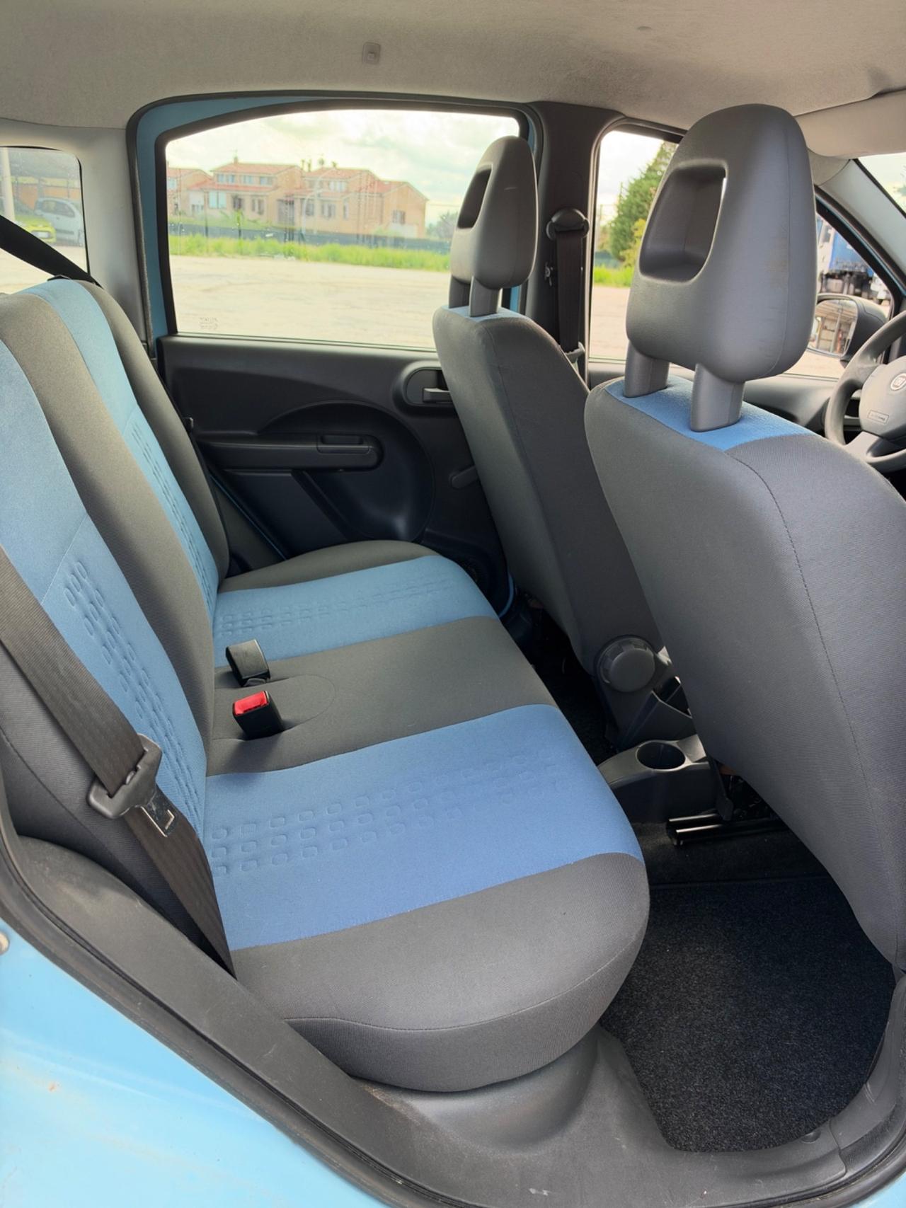 Fiat Panda 1.4 Natural Power benzina metano Neopatentati