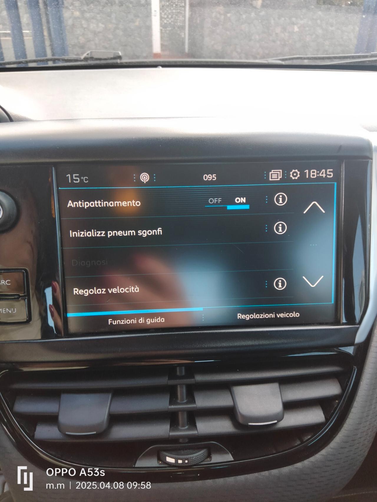 Peugeot 208 BlueHDi 75 5 porte Allure