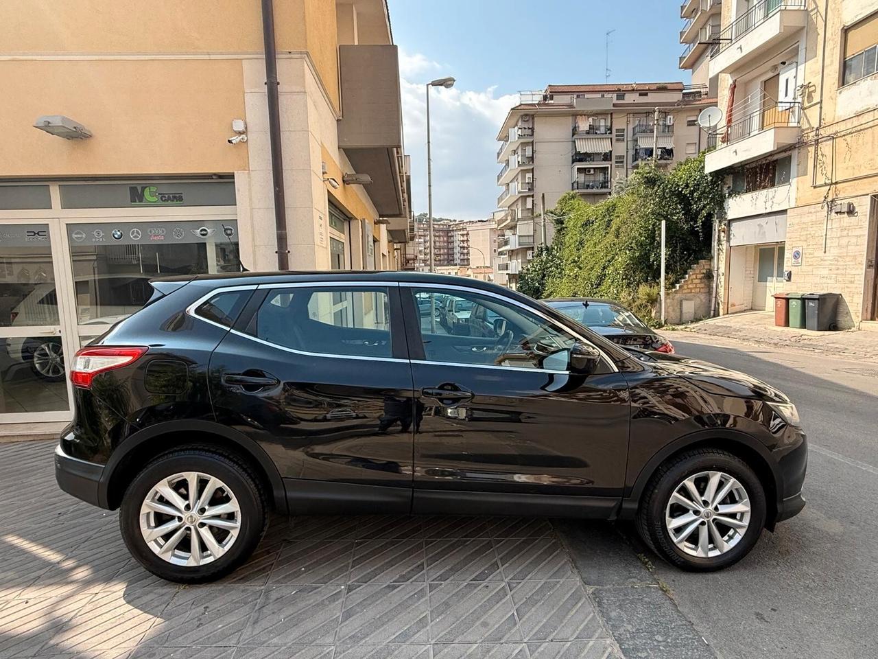 Nissan Qashqai 1.5 dCi N-Vision