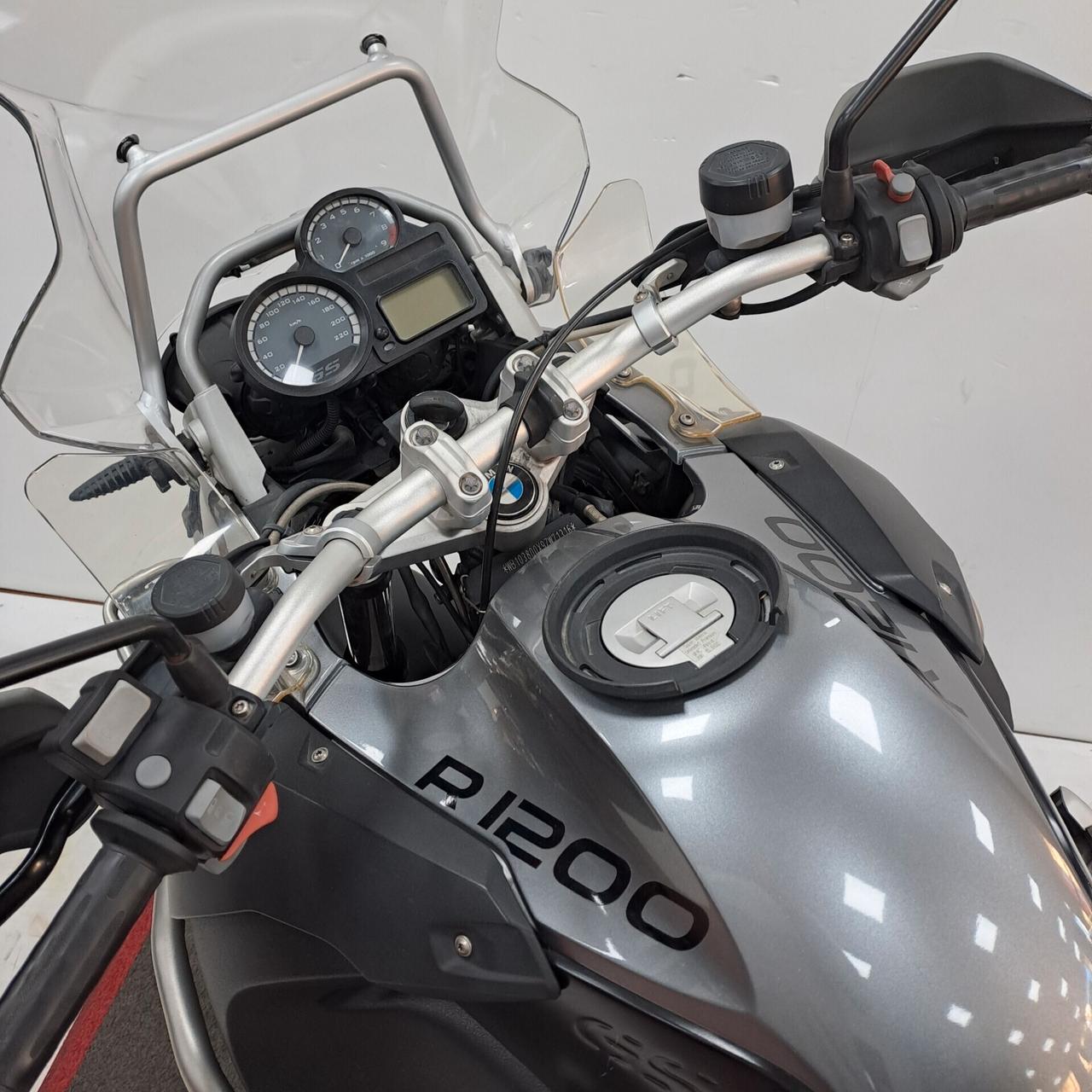 BMW R 1200 GS Adventure TRIS + AKRAPOVIC + OHLINS