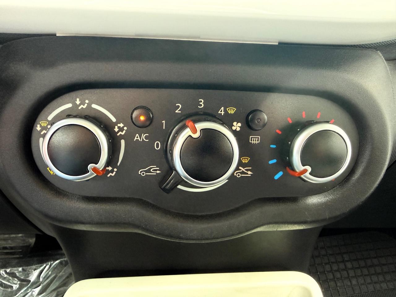 Renault Twingo 1.0 SCe EDC Intens GPL-RETROCAM/NAVI