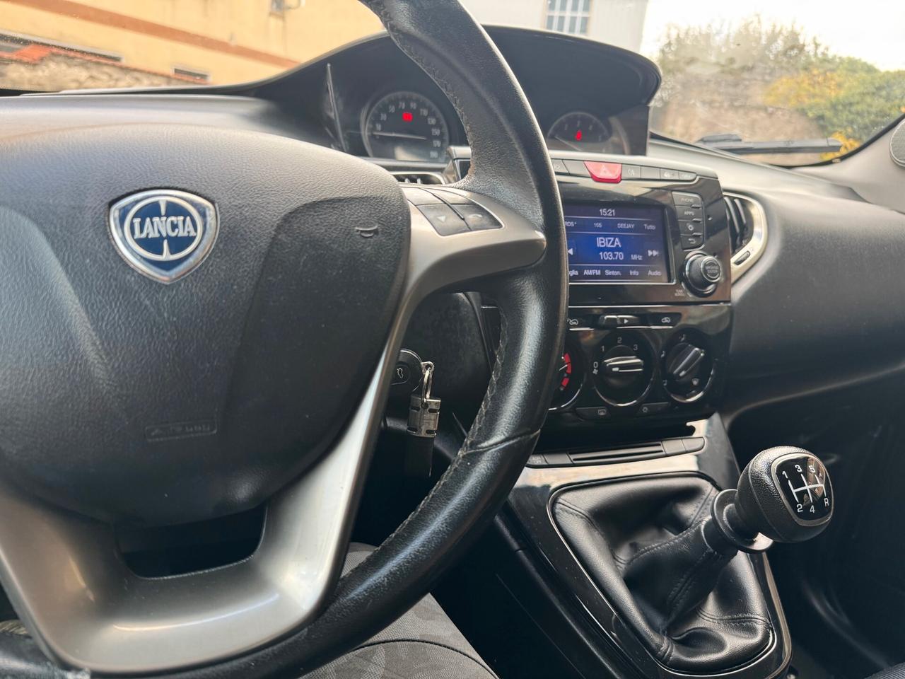 Lancia Ypsilon 1.2 70CV GOLD