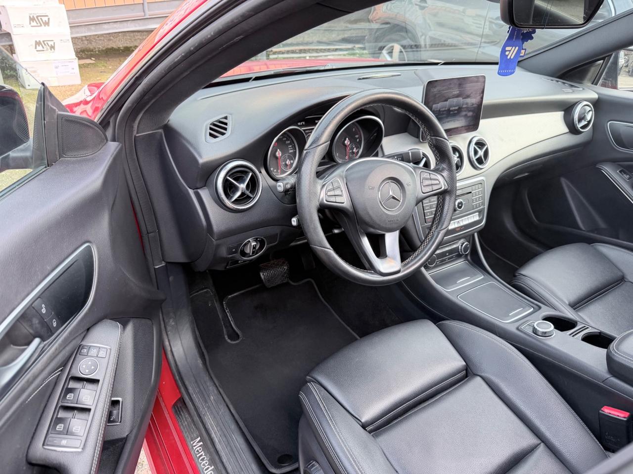 Mercedes CLA 200d 136CV S.W. AMG Automatic EURO6