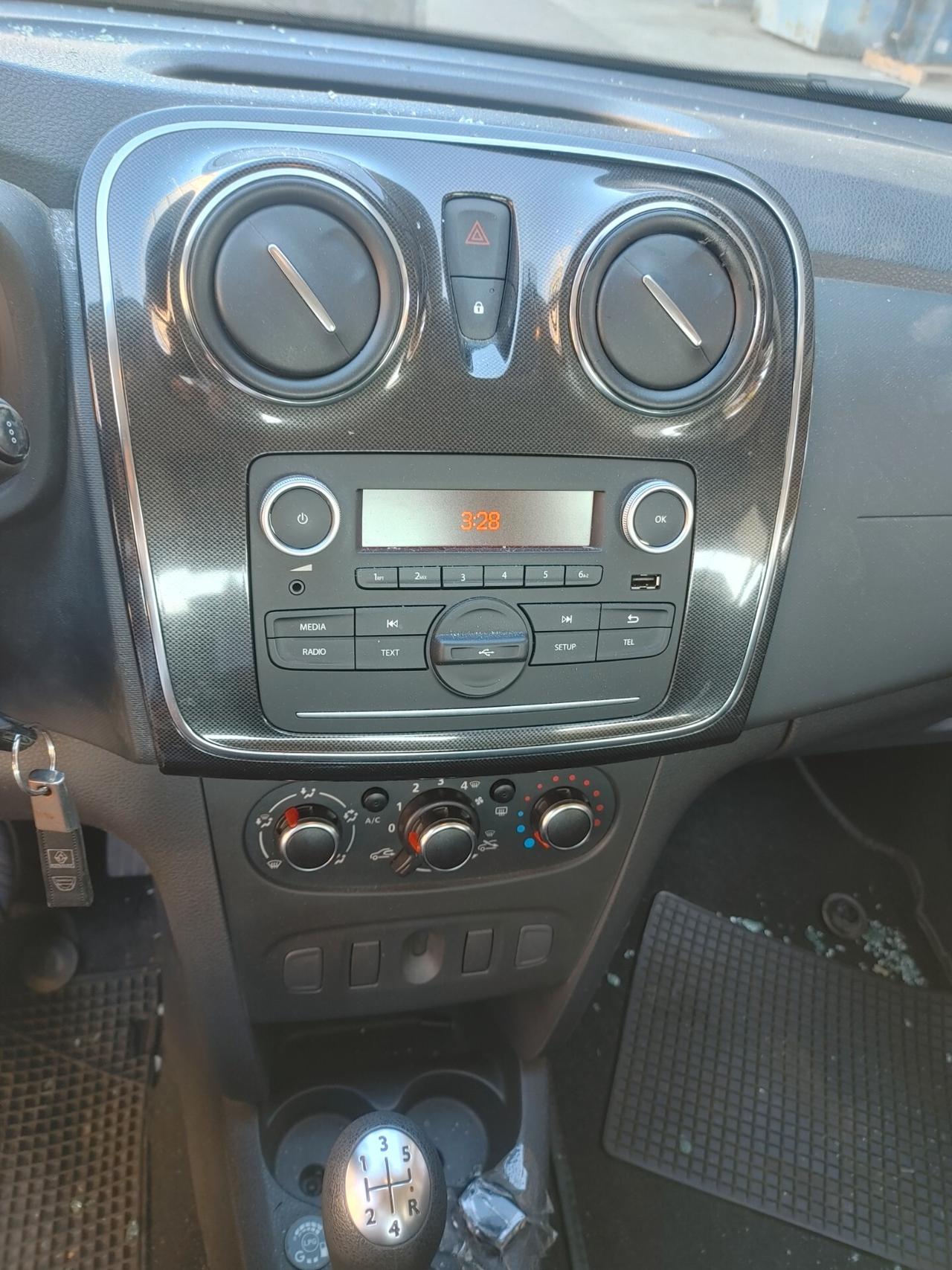 Dacia Sandero 22.000km!!! GPL