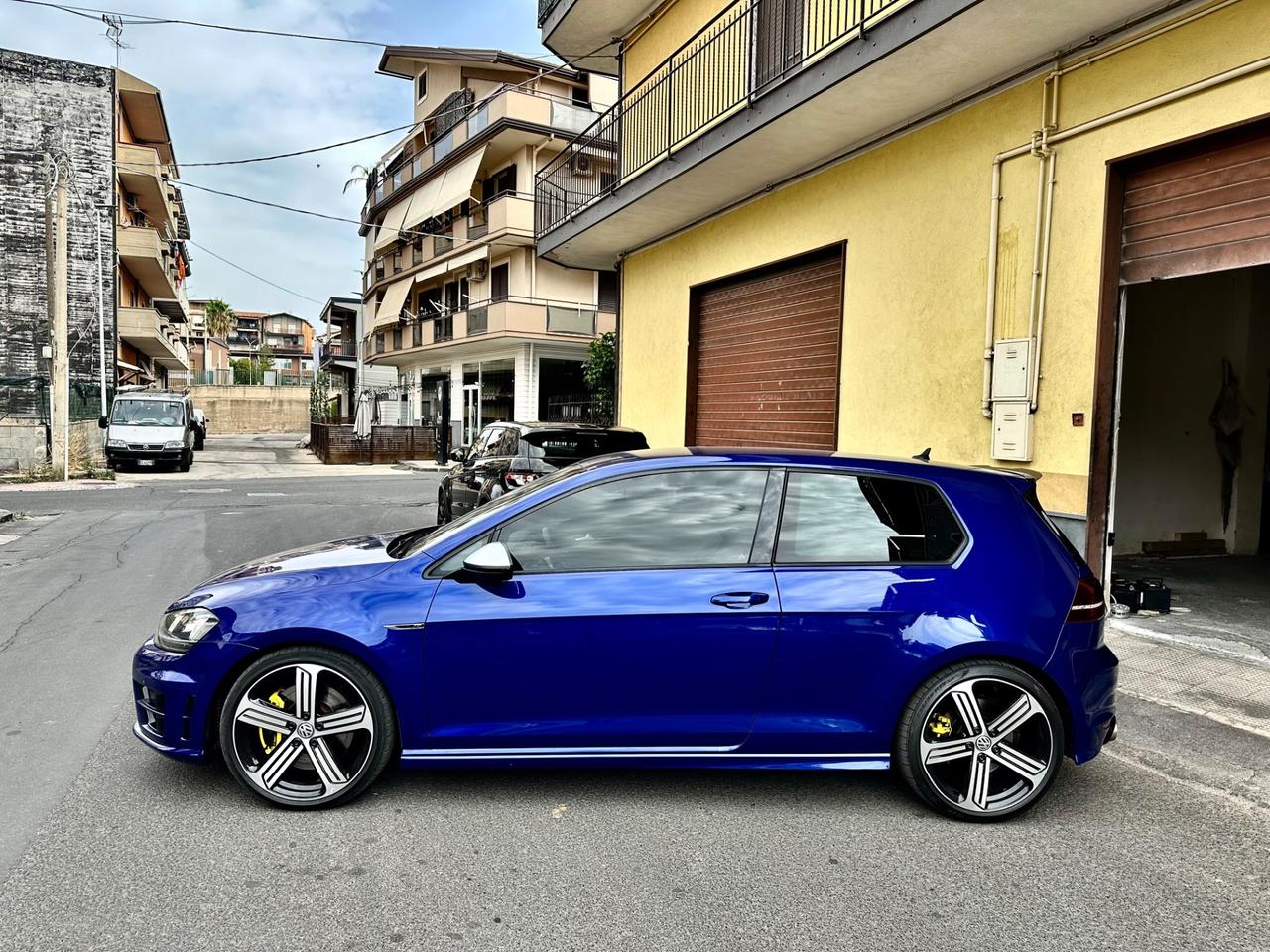 Volkswagen Golf GTI R 2.0 DSG 3p.