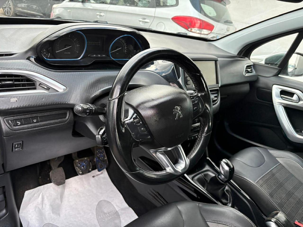 Peugeot 2008 PureTech 82 S&S Allure