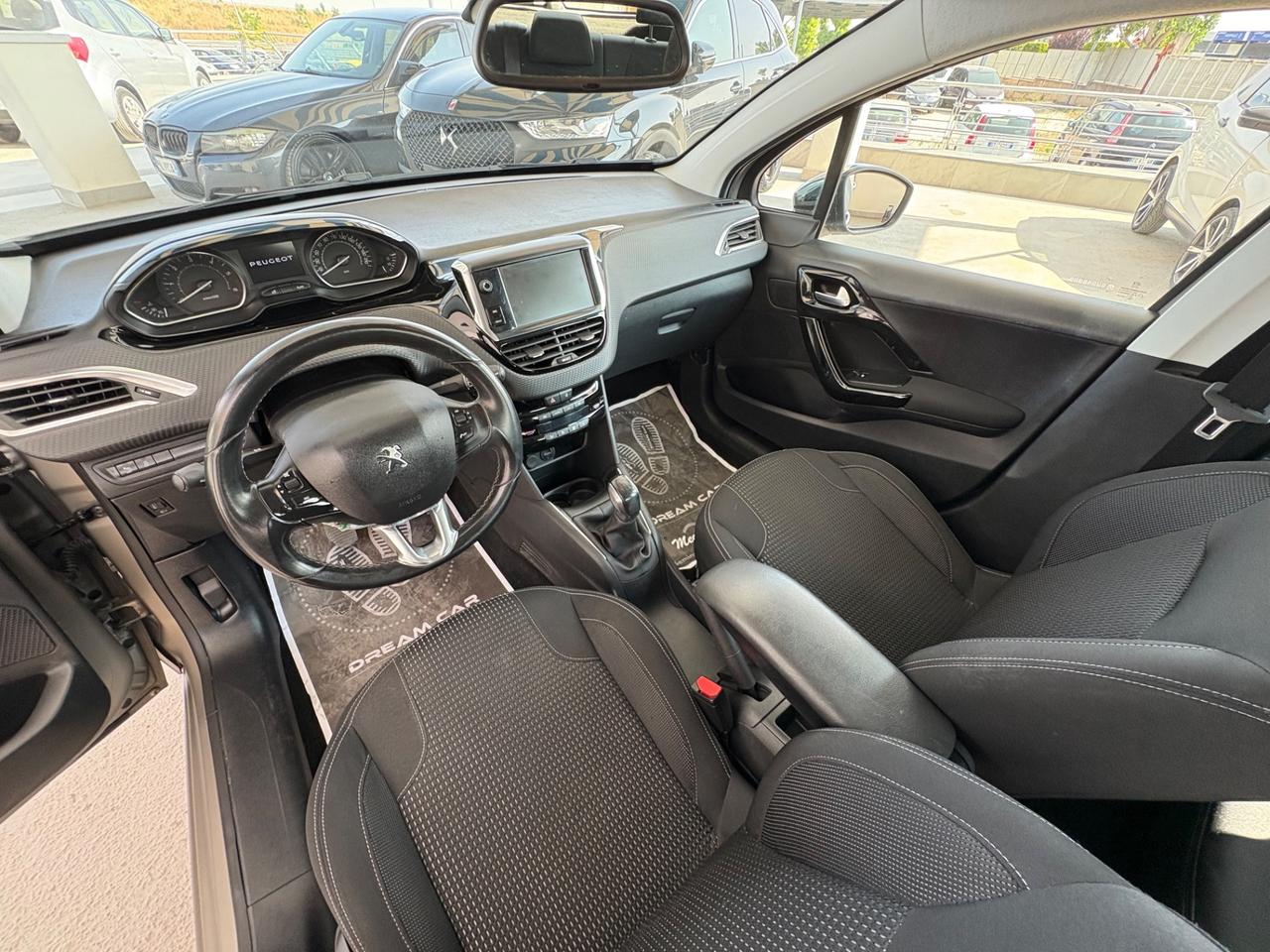 Peugeot 208 BlueHDi 75 5 porte Allure GRIGIO OPACO