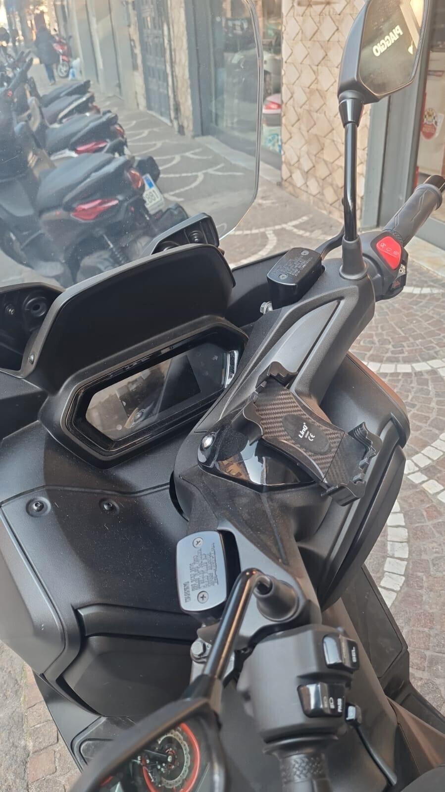 Yamaha X-Max 300 PARI A NUOVO