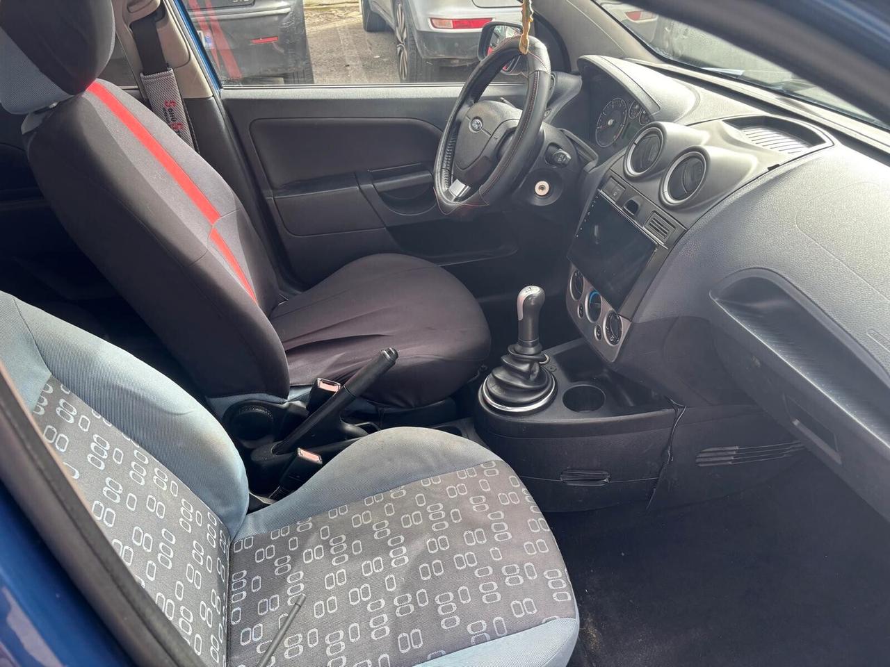 Ford Fiesta 1.4 TDCi 5p. Ghia