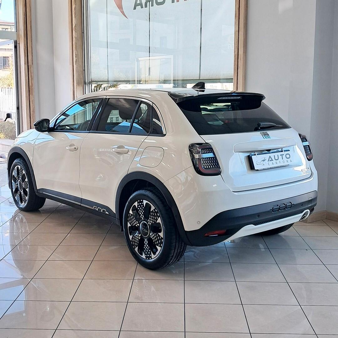 Fiat 600 Hybrid 100 CV DCT MHEV La Prima