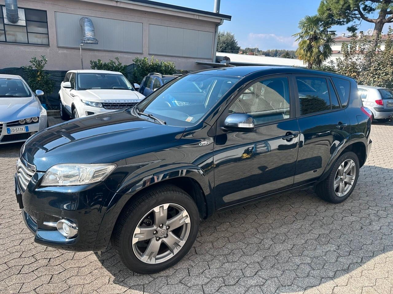 Toyota RAV 4 RAV4 Crossover 2.2 D-4D 150 CV DPF Exclusive