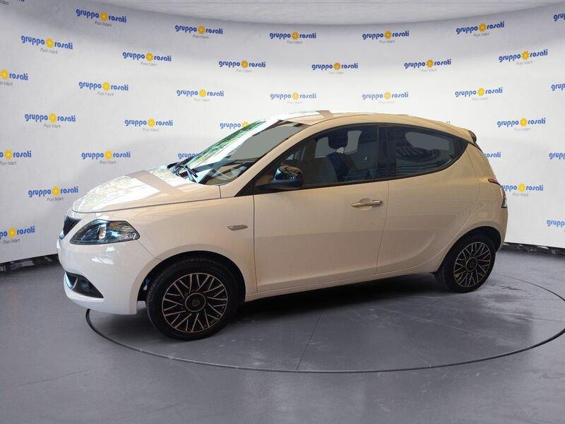 Lancia Ypsilon New 5 porte My24 1.0 Firefly 70 CvStart&Stop Hybrid Oro