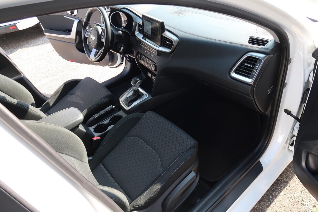 Kia Ceed 1.6 CRDi 115 CV DCT 5p. Business Class