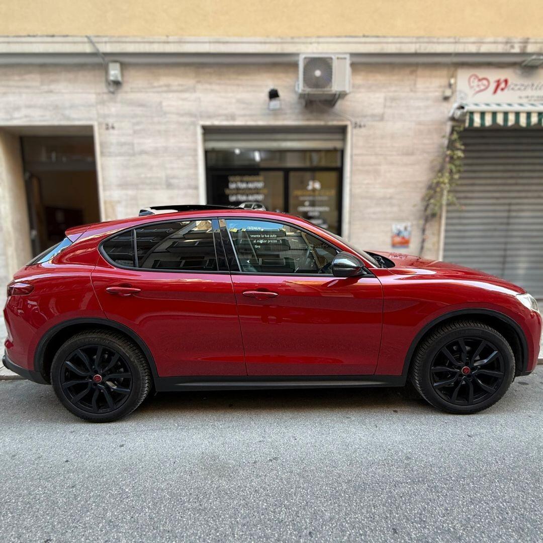 Alfa Romeo Stelvio 2.0 Turbo 280 CV AT8 Q4 Super