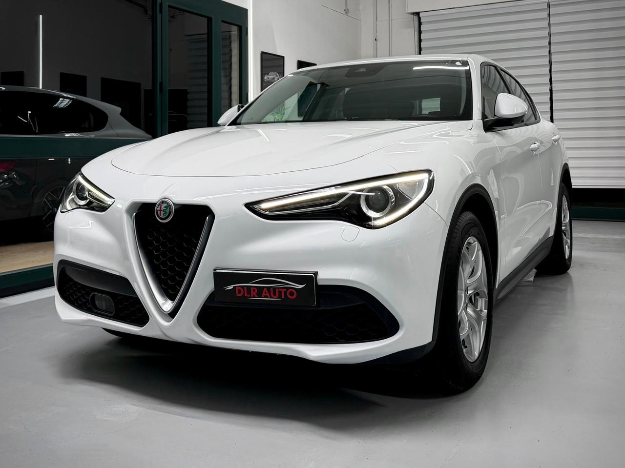 Alfa Romeo Stelvio 2.2 Turbodiesel 160 CV AT8 RWD Executive