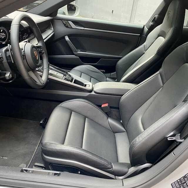 Porsche 992 Carrera 4S CARBO-TETTO-PDCC-RADAR