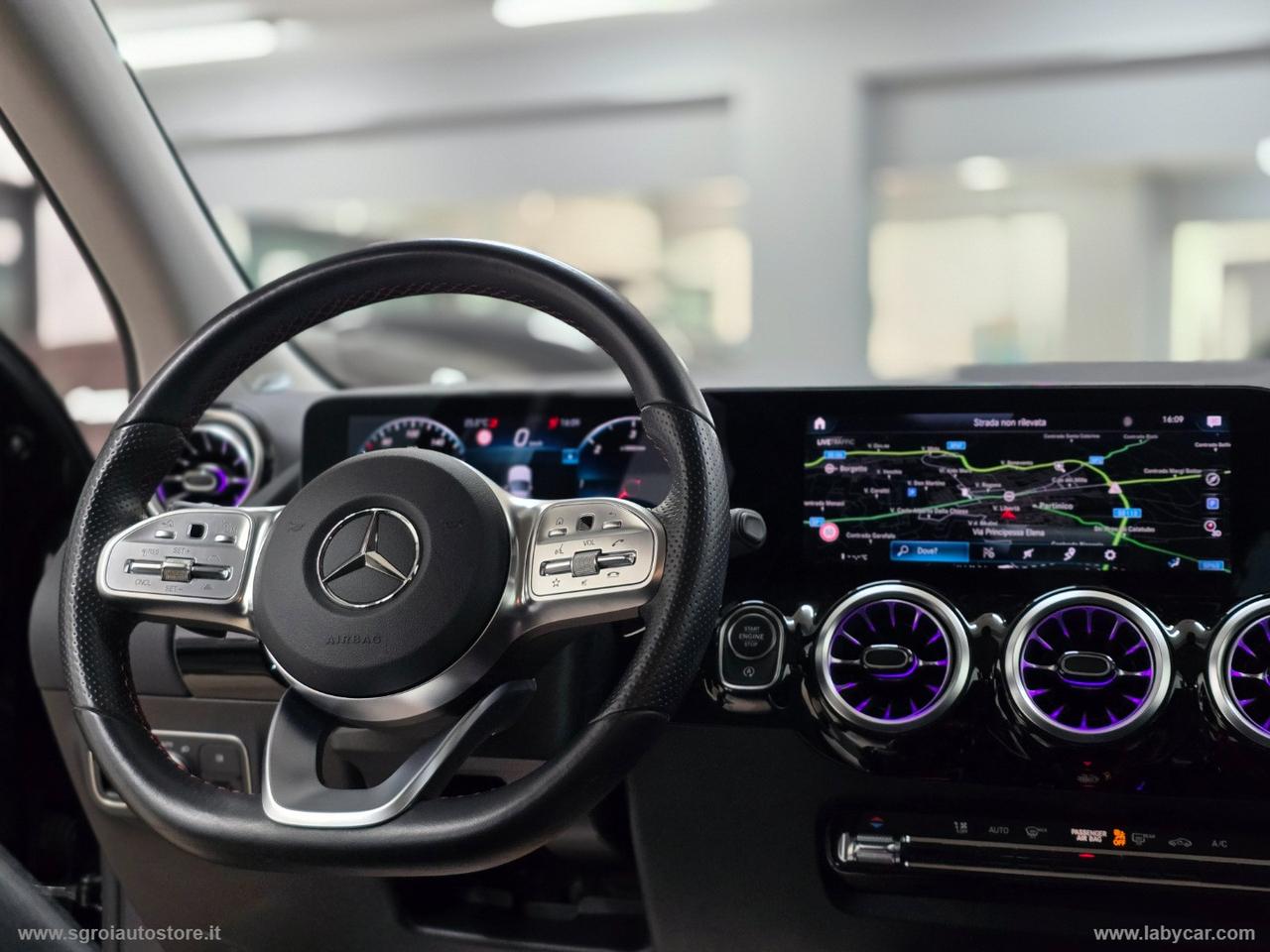 MERCEDES-BENZ GLA 200 d Automatic Premium