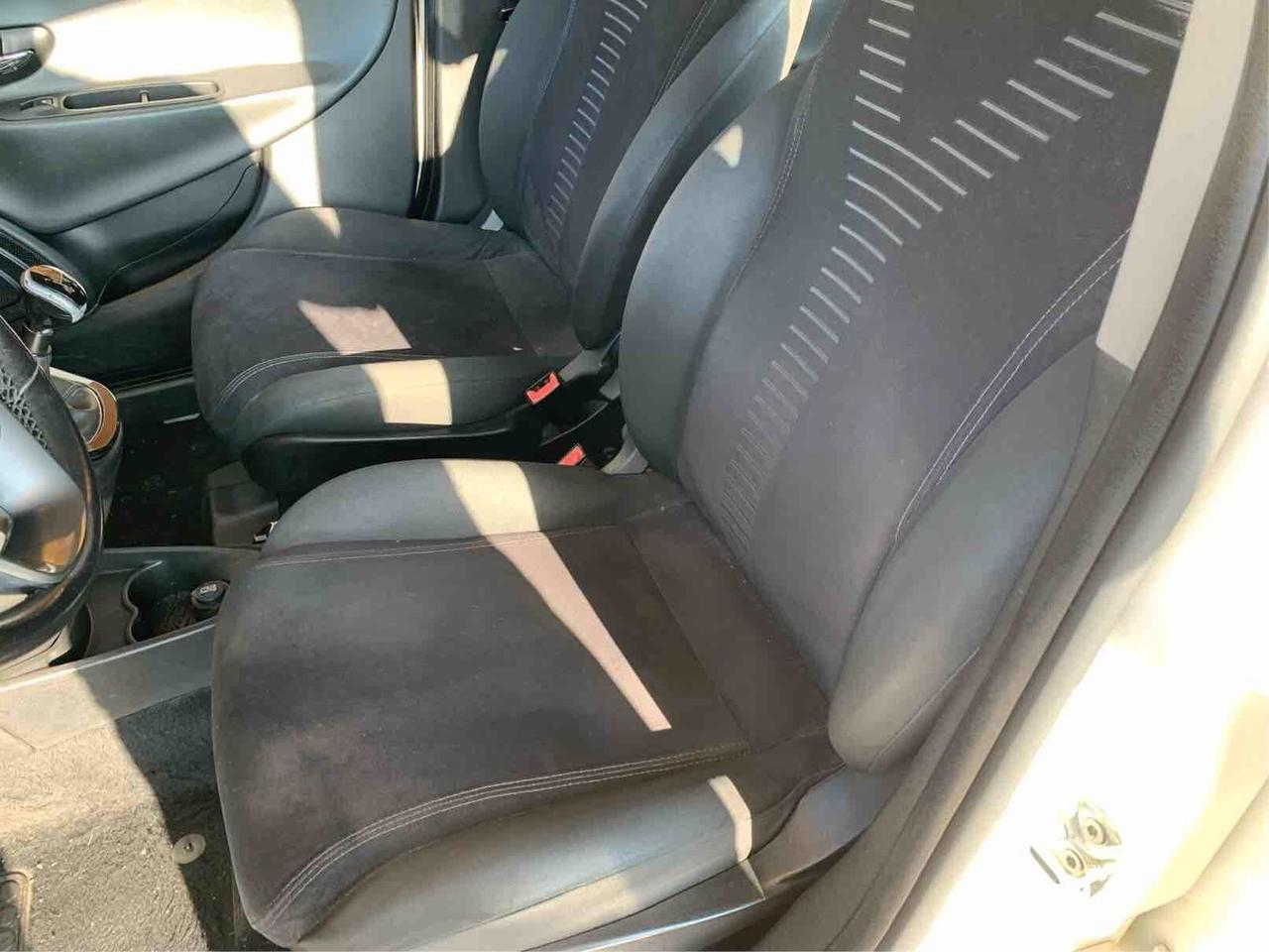 Lancia Ypsilon 1.3 MJT 95 CV