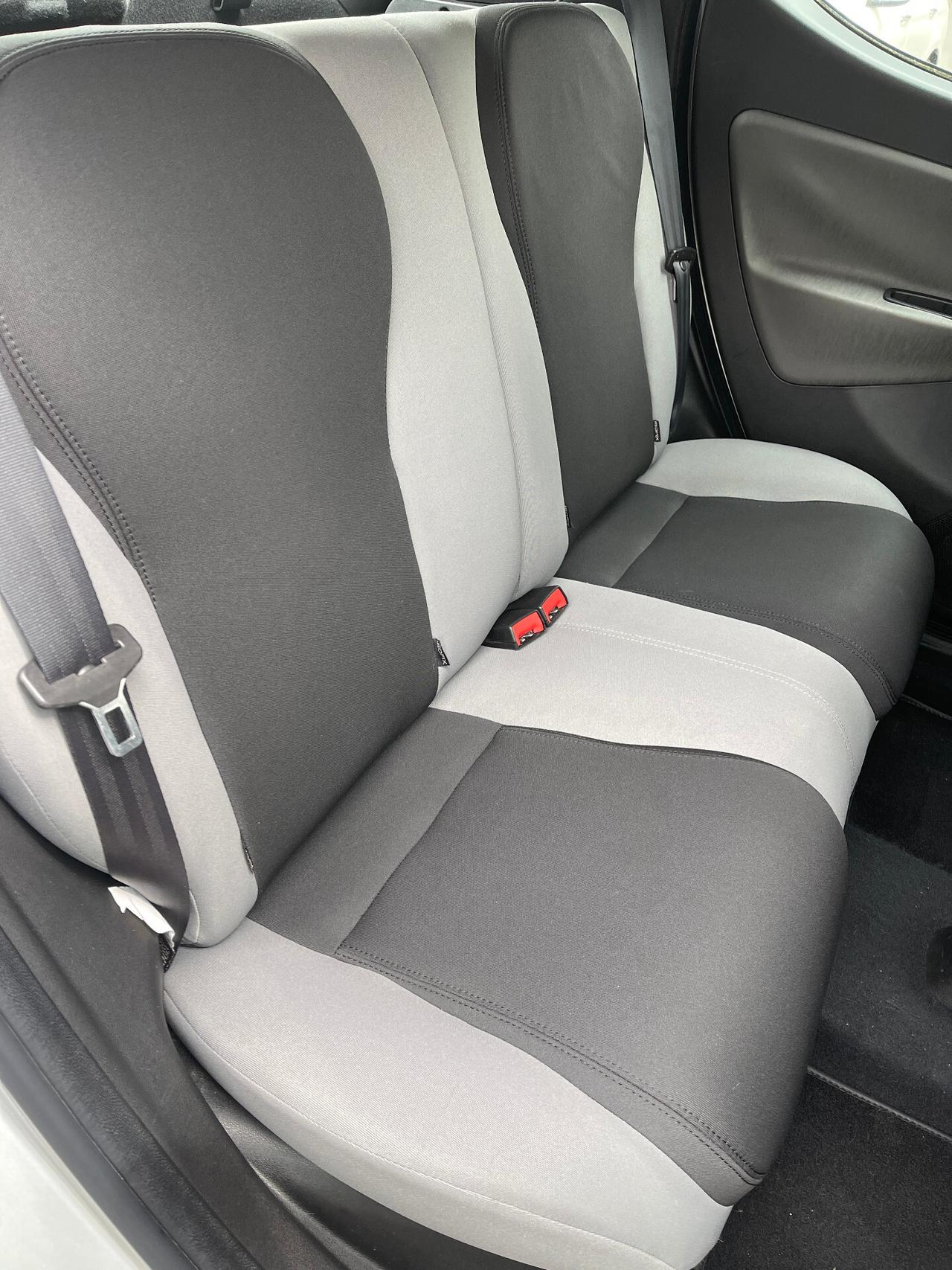 Lancia Ypsilon 1.2 69 CV Silver - neopatentati