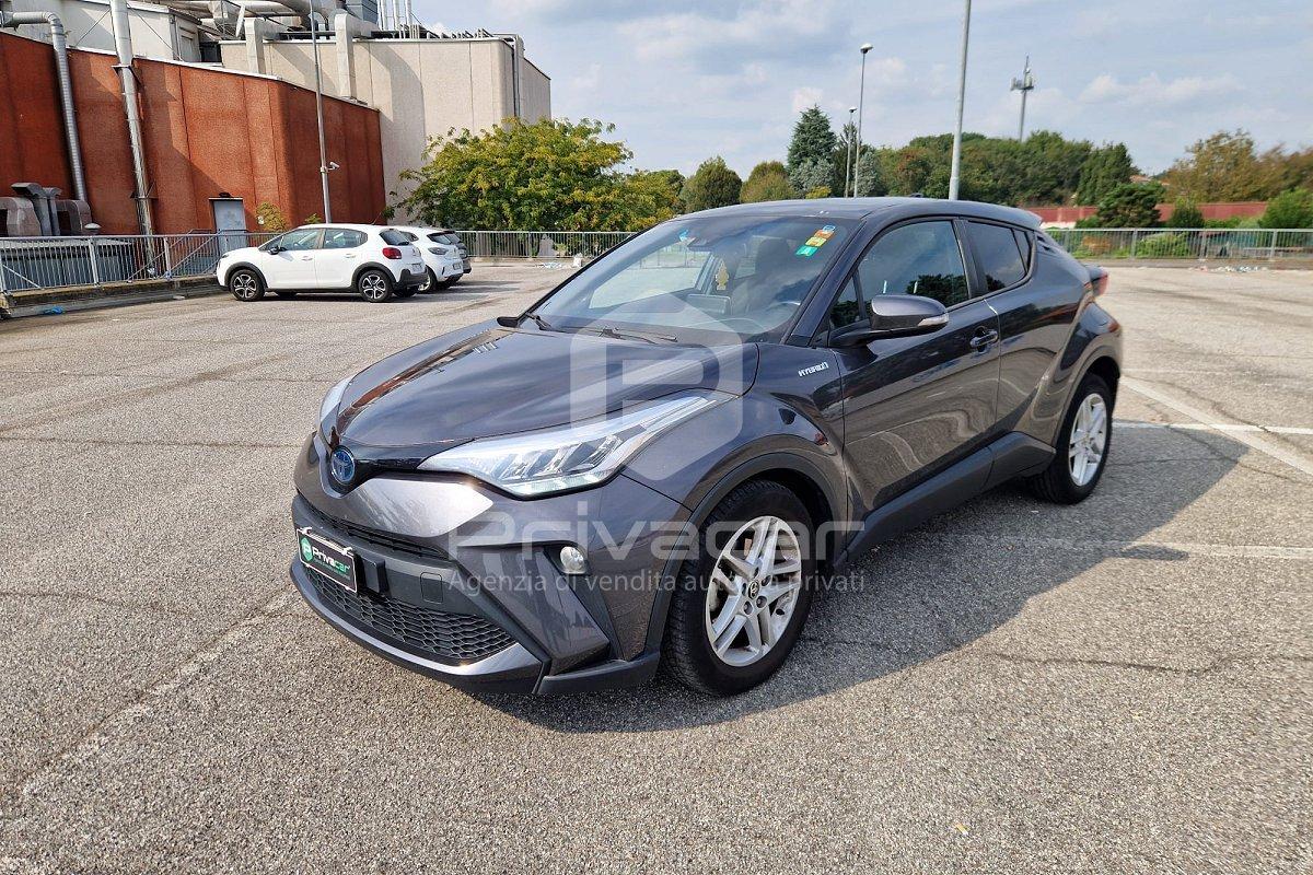TOYOTA C-HR 1.8 Hybrid E-CVT Active