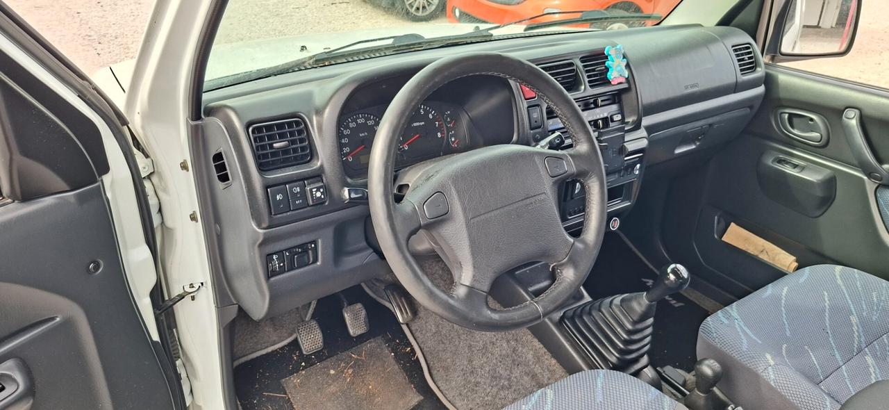 Suzuki Jimny 1.3i 16V cat 4WD JLX