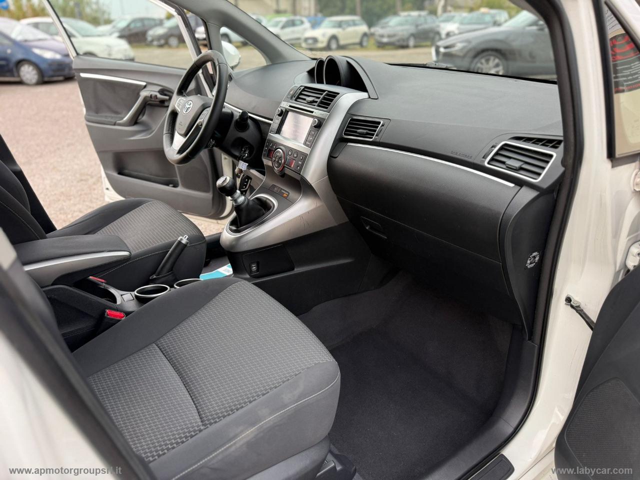 TOYOTA Verso 1.6 D-4D Style 7 posti