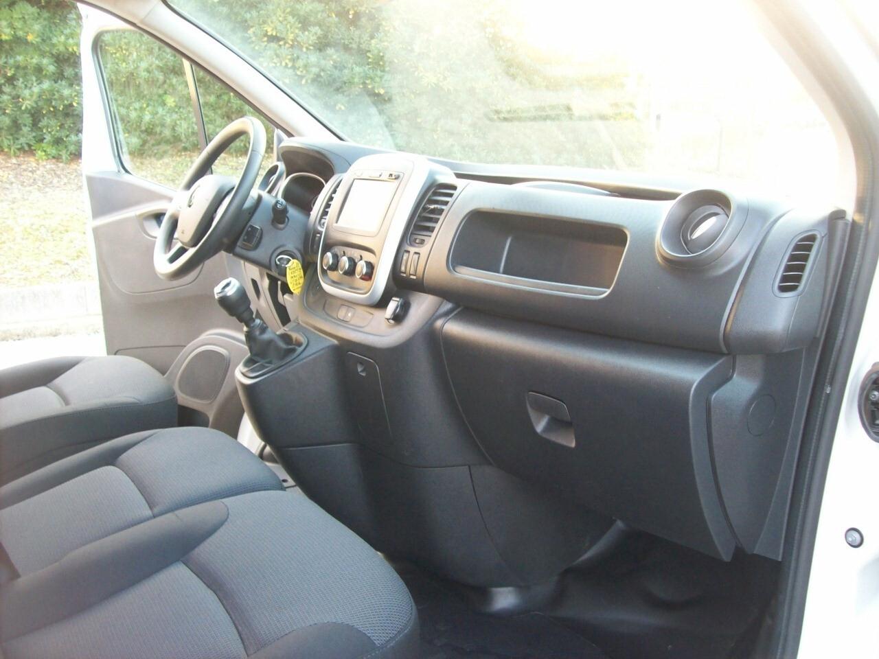 RENAULT TRAFIC N.1 2.0 DCI CV.120 6 POSTI "2021"