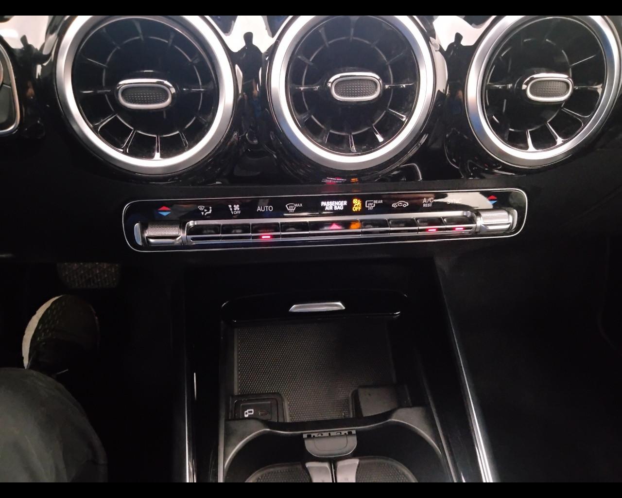 Mercedes-Benz Classe B - W247 2018 - B 180 Sport Plus auto