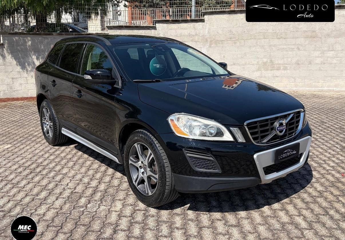 Volvo XC60 2.0 DRIVe Momentum - 2012