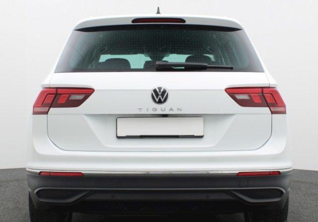 VOLKSWAGEN Tiguan 2.0 TDI SCR Movie Led Cerchi18 ACC Gancio Traino