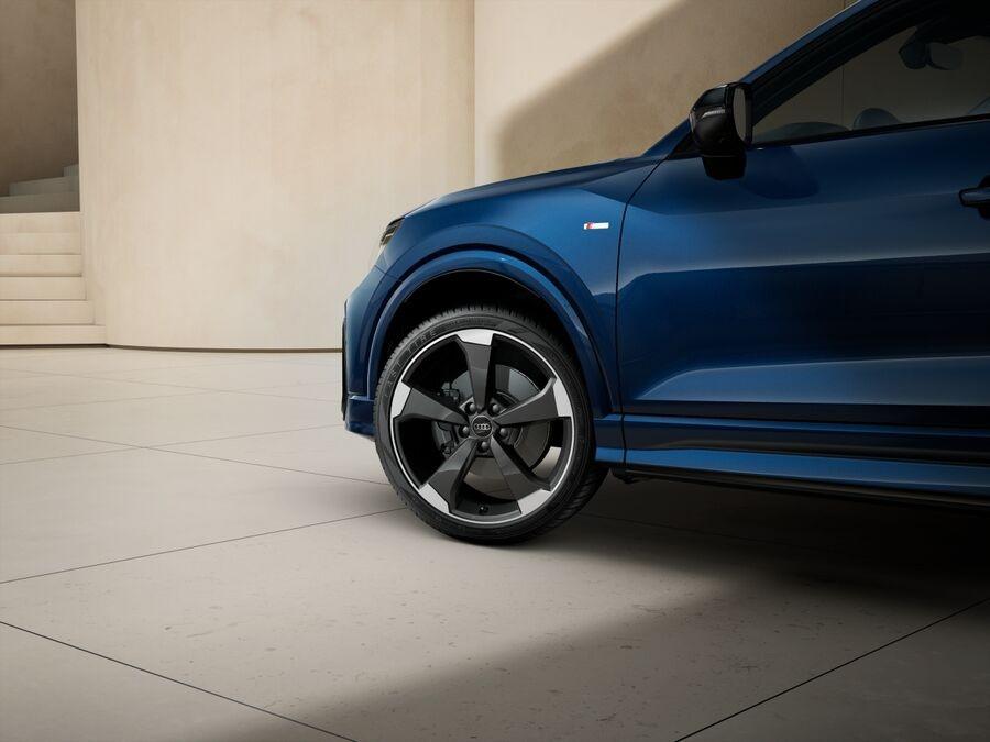 AUDI Audi Q2 Identity Black 35 TFSI 110(150) kW(CV) S tronic