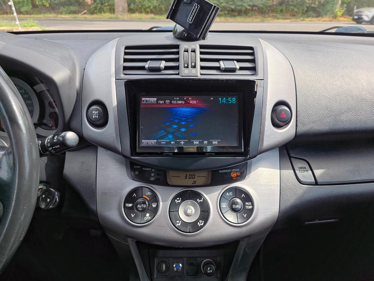 Toyota RAV 4 RAV4 2.2 D-4D 136 CV Luxury 2007-E4 4x4 Manuale