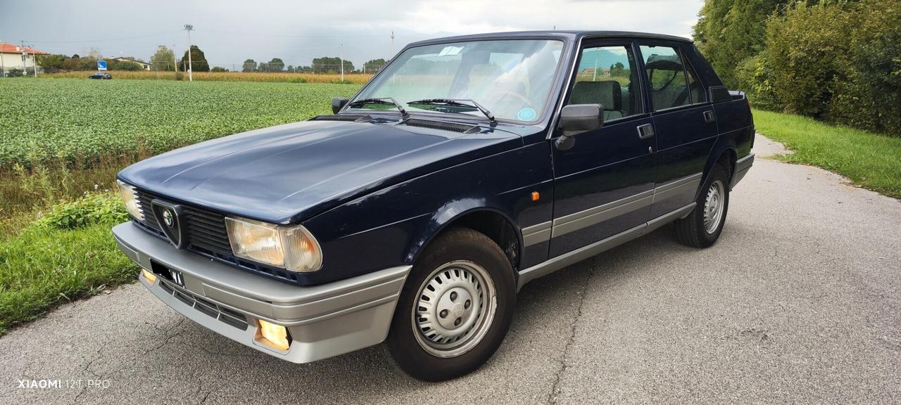 Alfa Romeo Giulietta 1600 blu olandese