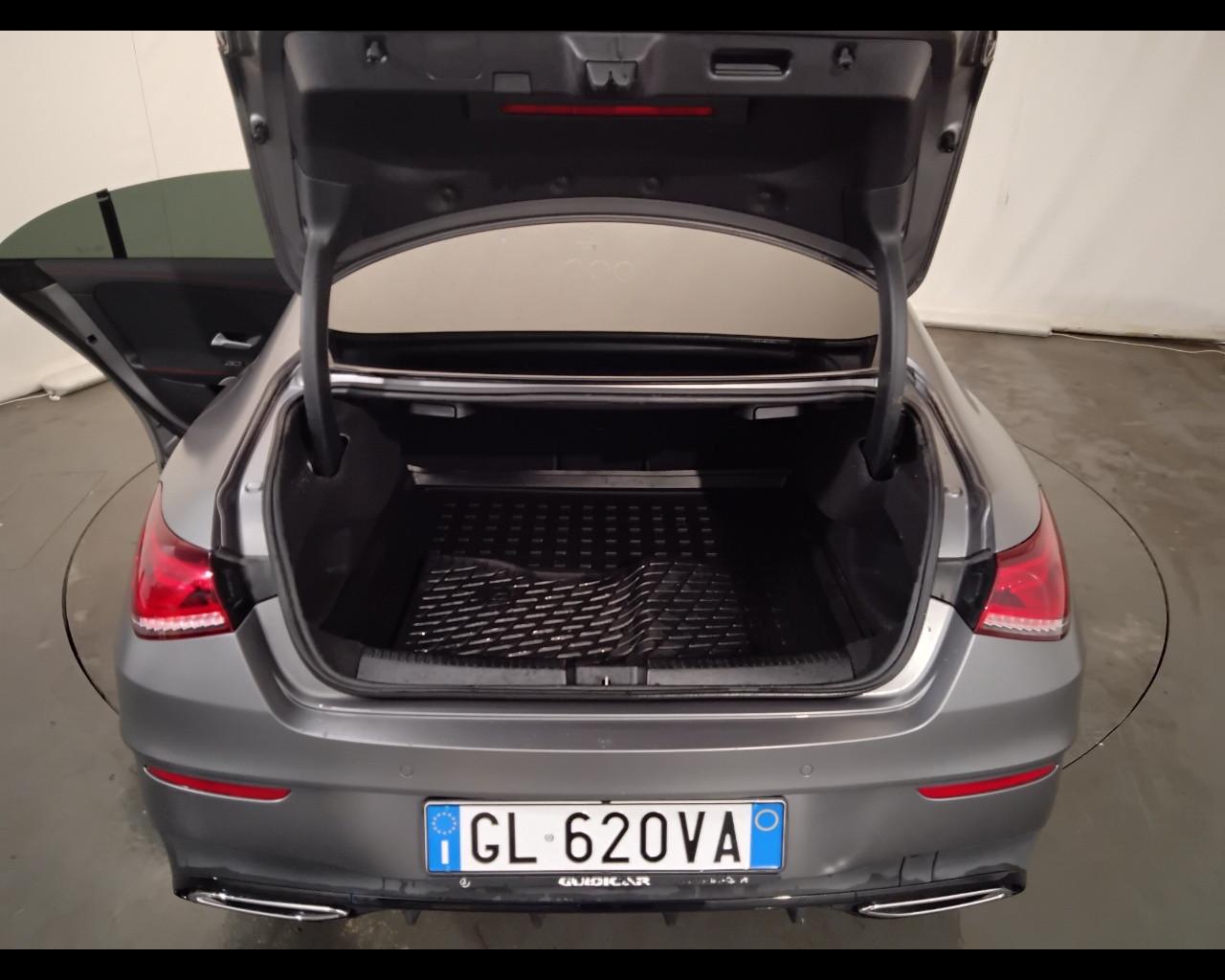 Mercedes-Benz CLA Coupe - C118 - CLA Coupe 200 d Premium auto