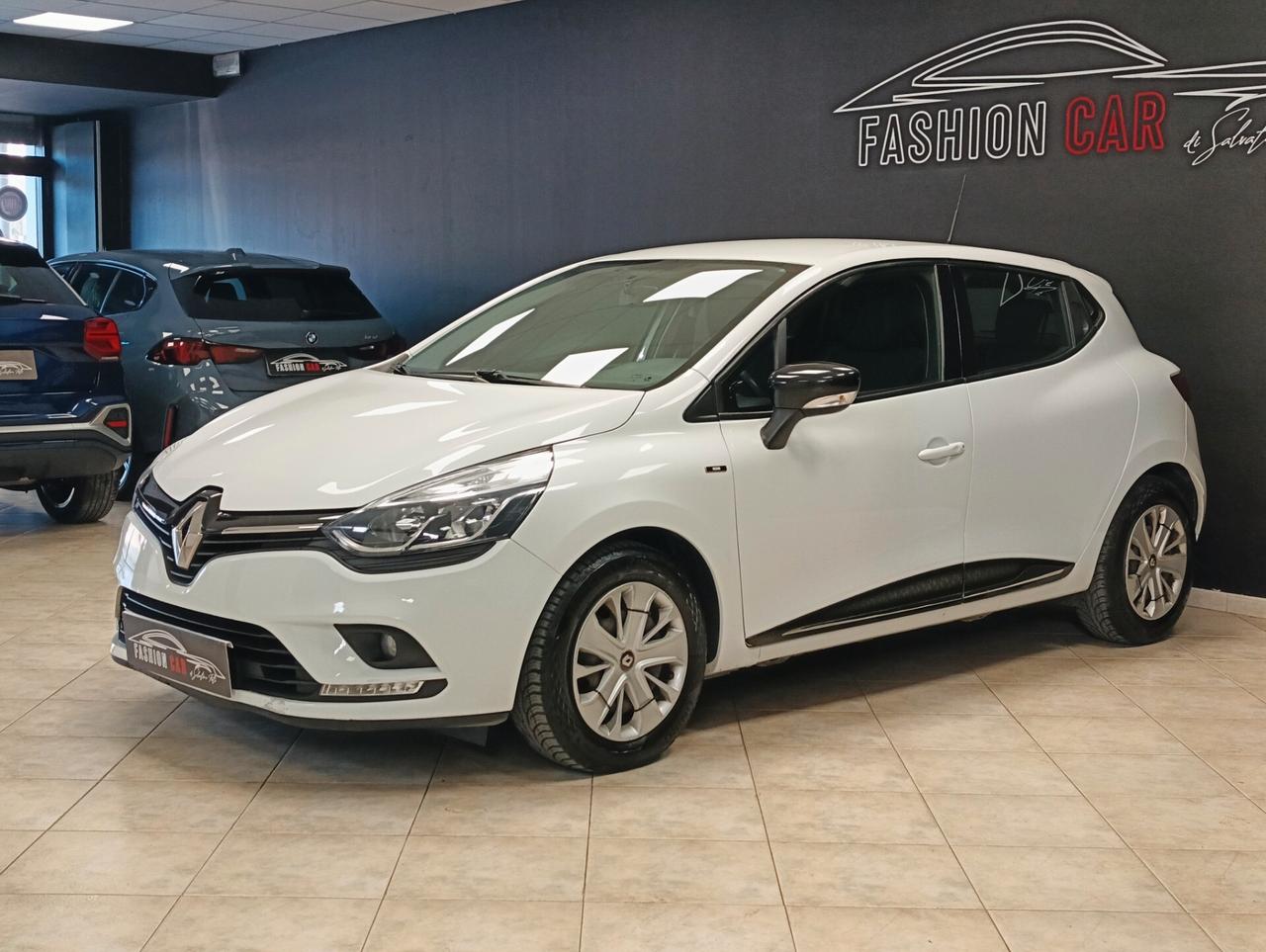 Renault Clio dCi 8V 75 CV 5 porte Moschino Life