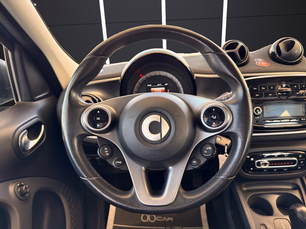 Smart forfour 0.9 t. Passion 90cv twinamic my18