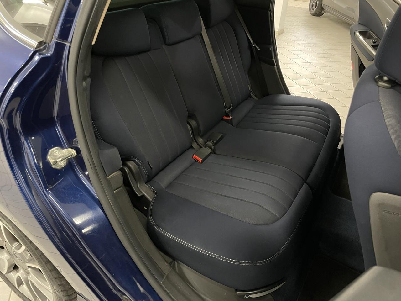Lancia Delta 1.6 M-JET GOLD 105 CV DISTRIBUZIONE A KM 211000