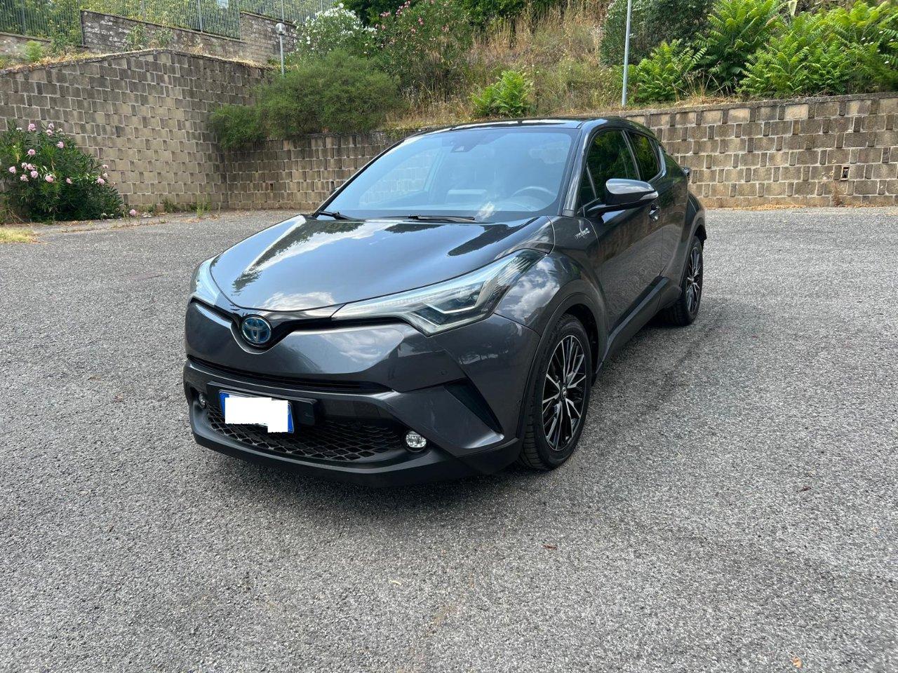 Toyota C-HR 5 Porte C-HR 1.8h Lounge 2wd e-cvt my18
