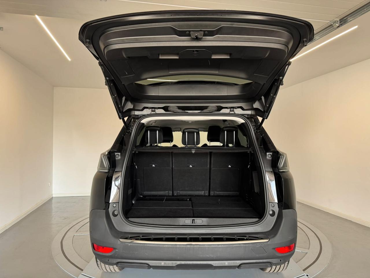 Peugeot 5008 BlueHDi 130 S&S EAT8 Allure