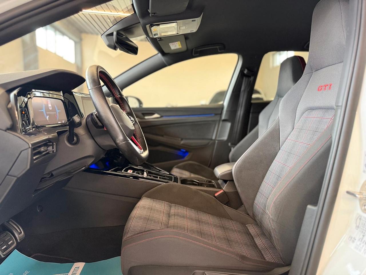 Volkswagen Golf GTI 8 245CV