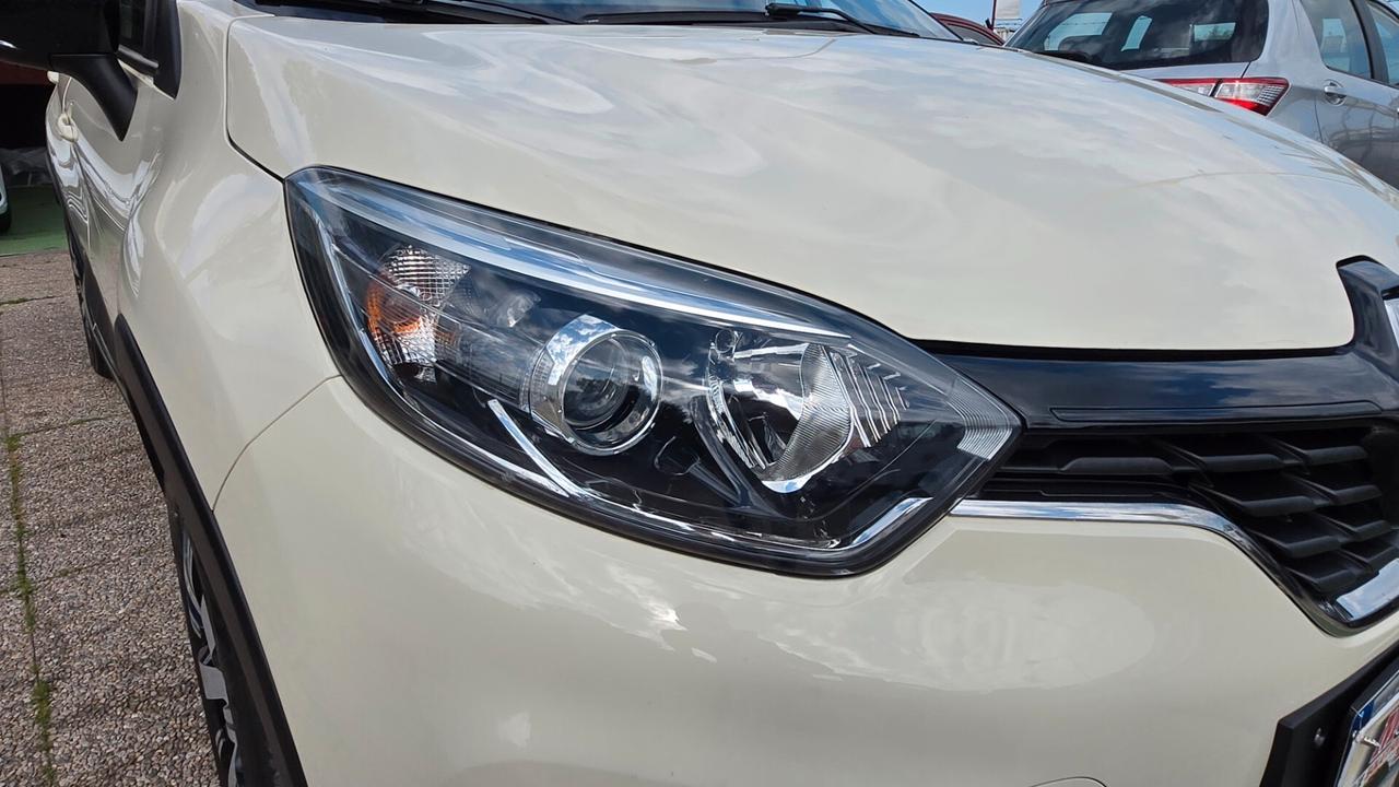 Renault Captur dCi 8V 90 CV EDC Business