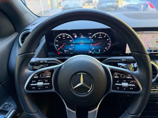 MERCEDES-BENZ GLA 180 136CV SPORT AUTOMATIC KM-49.000 TAGLAINDATI!