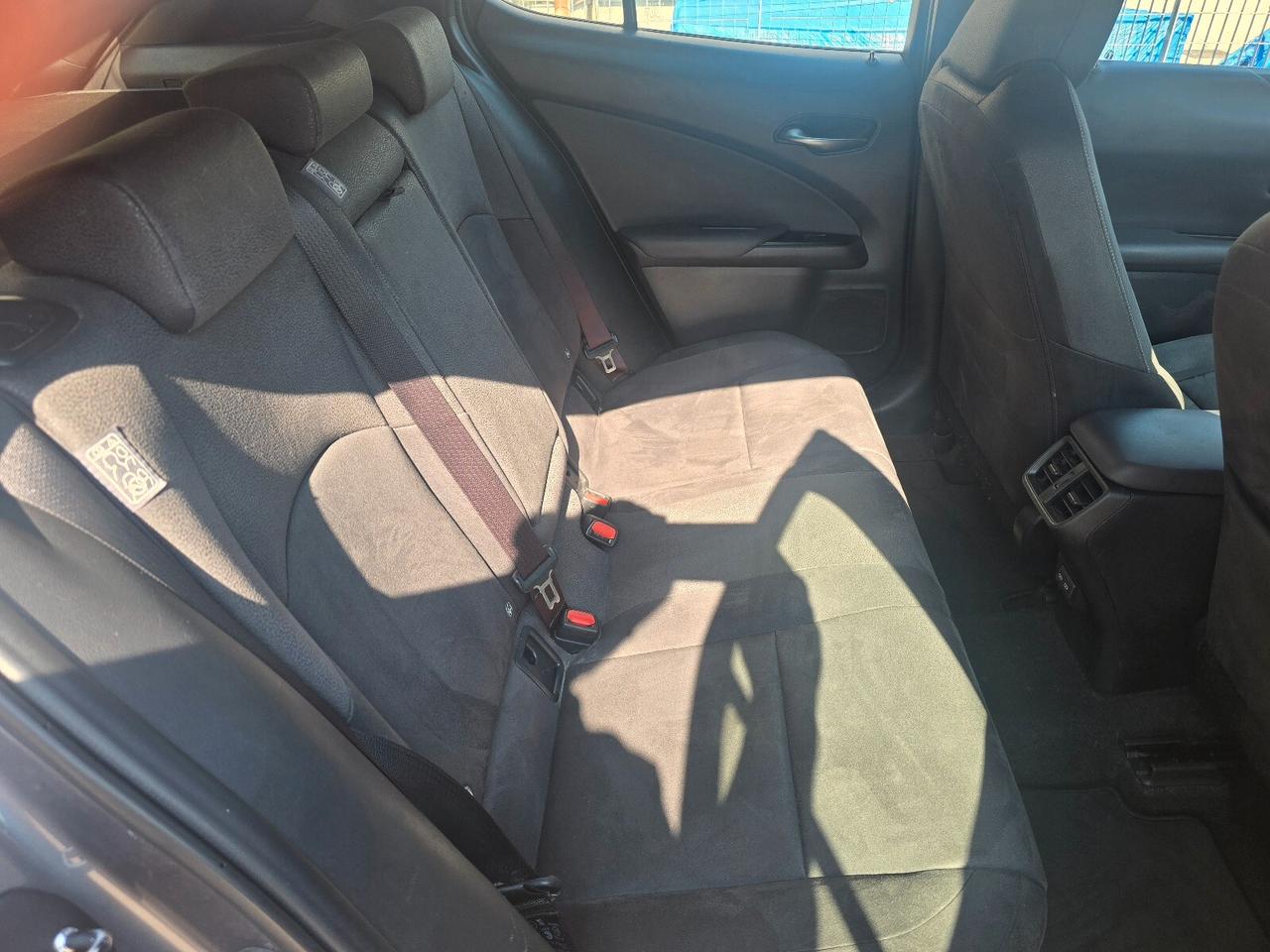 Lexus UX UX Hybrid Business